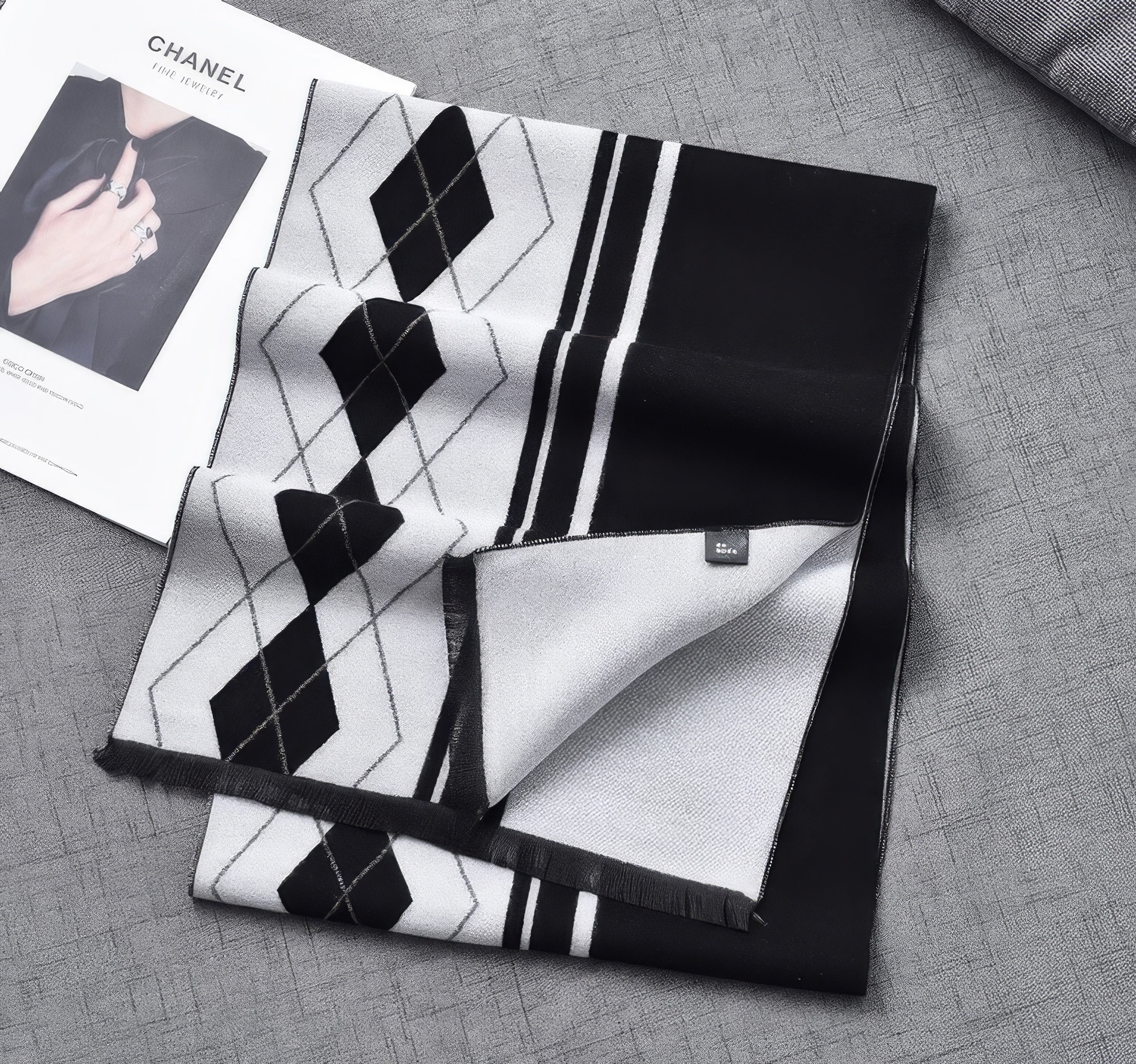Serafino Moda Scarf