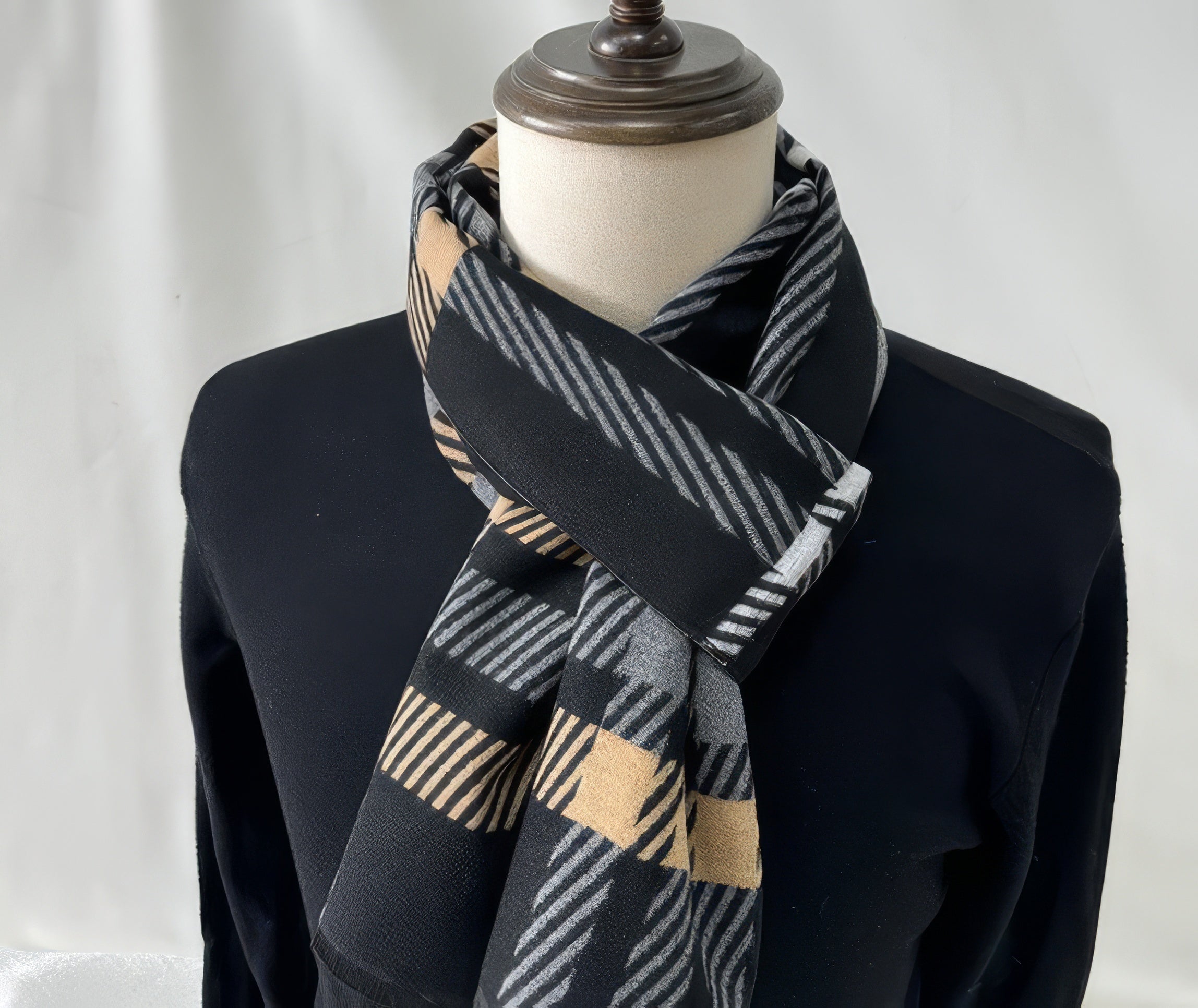 Serafino Moda Scarf