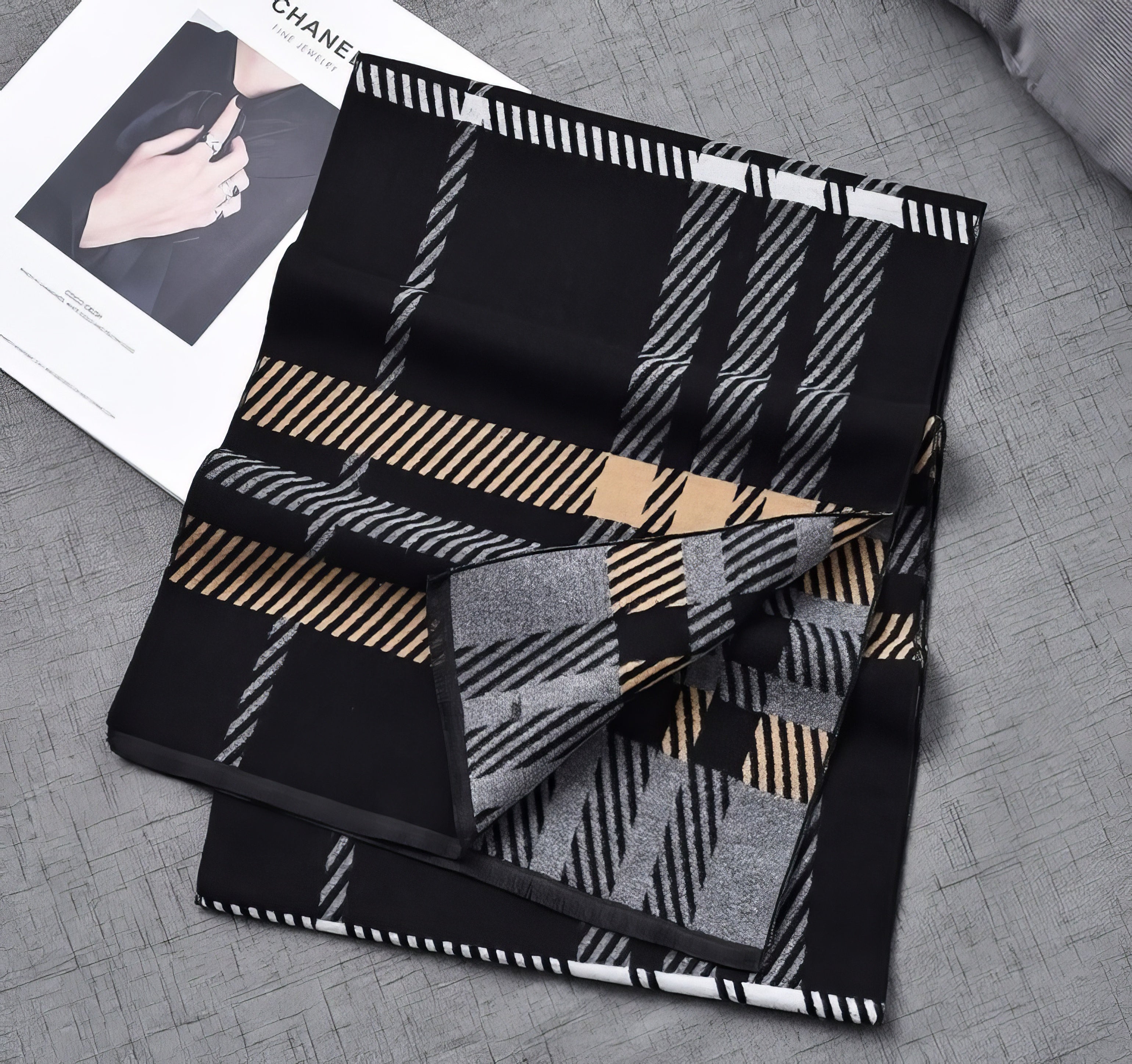 Serafino Moda Scarf